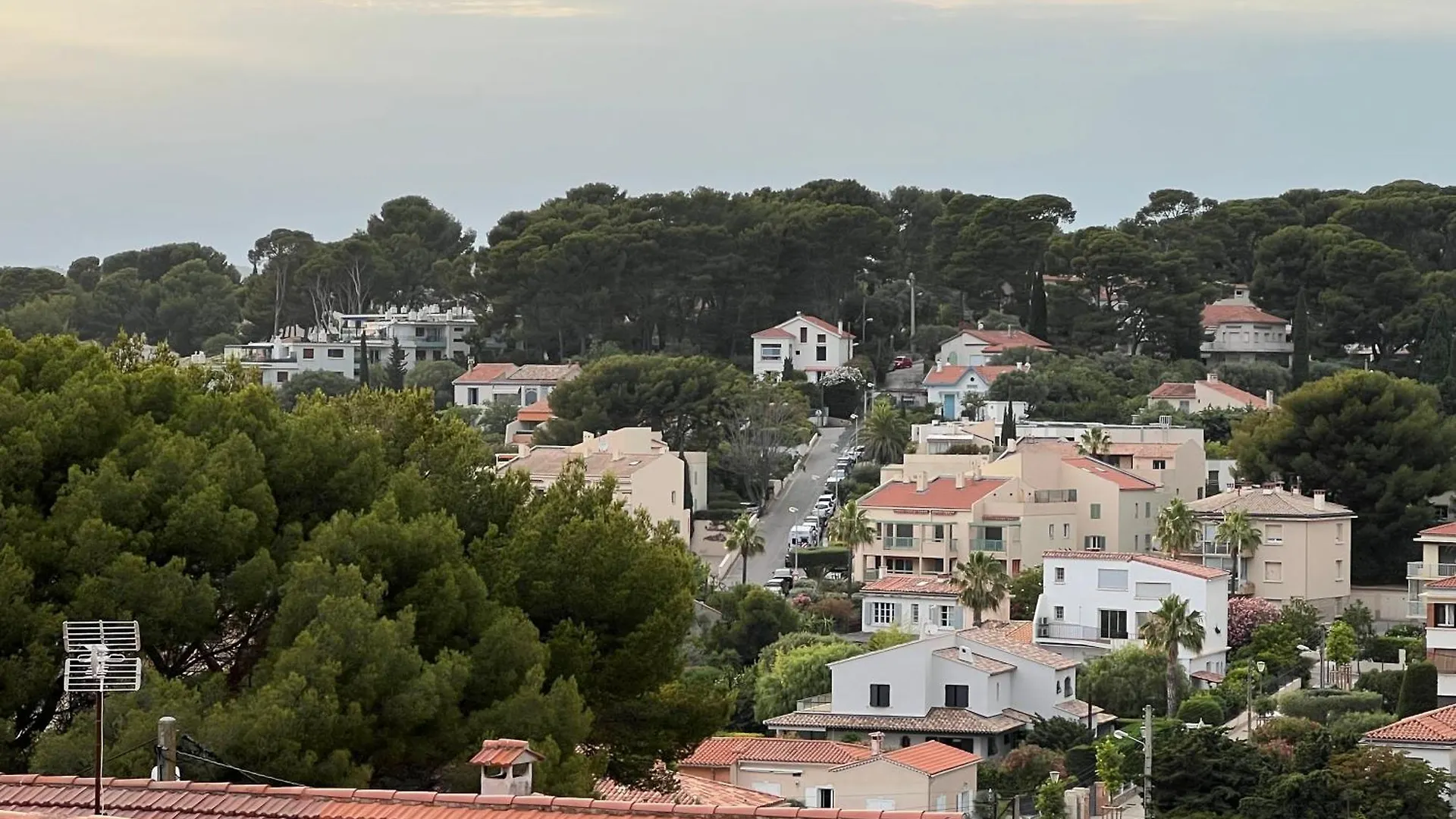 Breathtaking Mediterranean Views From Renovated Cosy Nest, Walk To Portissol Beach And Port Sanary-sur-Mer 0*,  Fransa