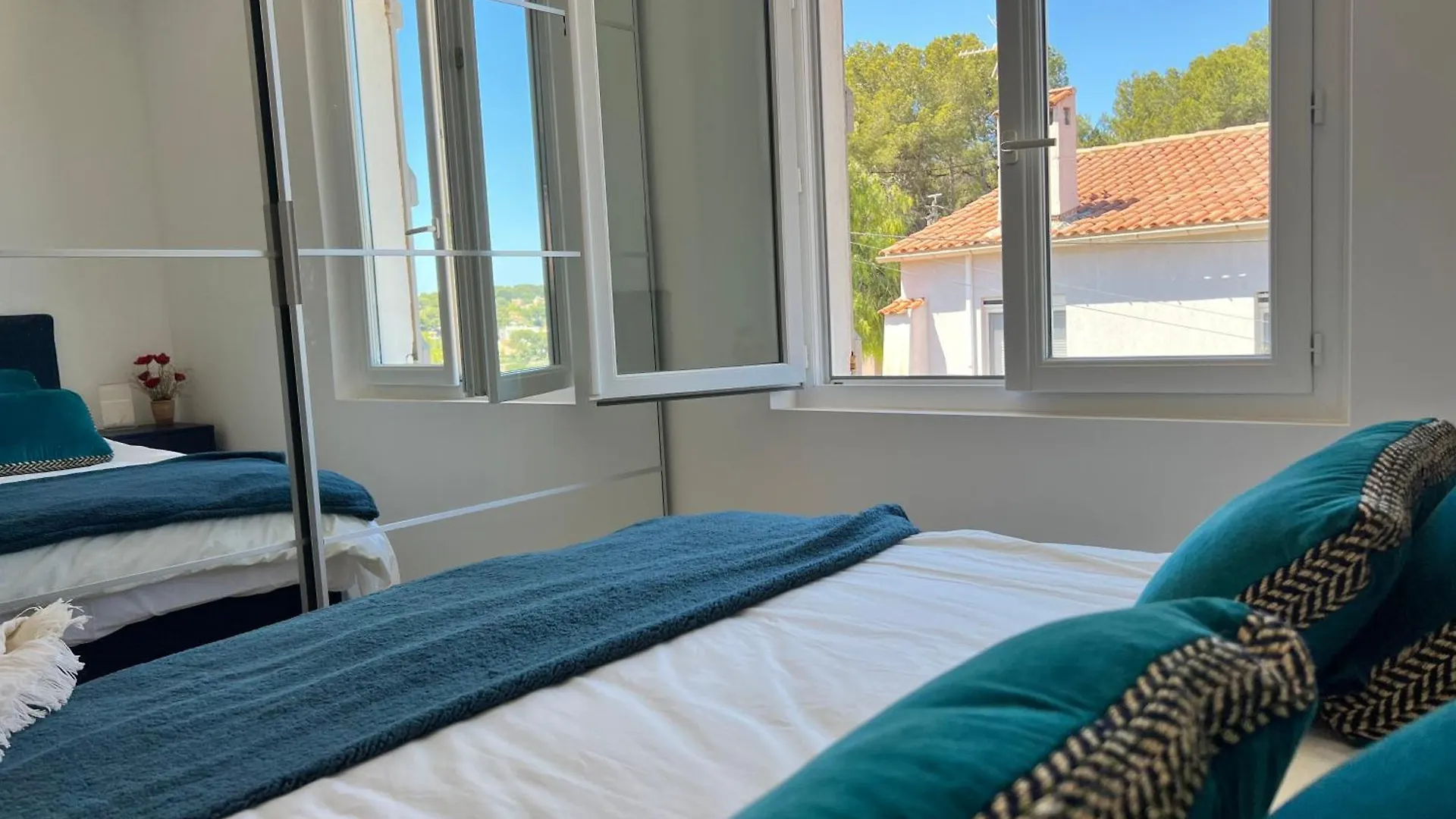 Daire Breathtaking Mediterranean Views From Renovated Cosy Nest, Walk To Portissol Beach And Port Sanary-sur-Mer